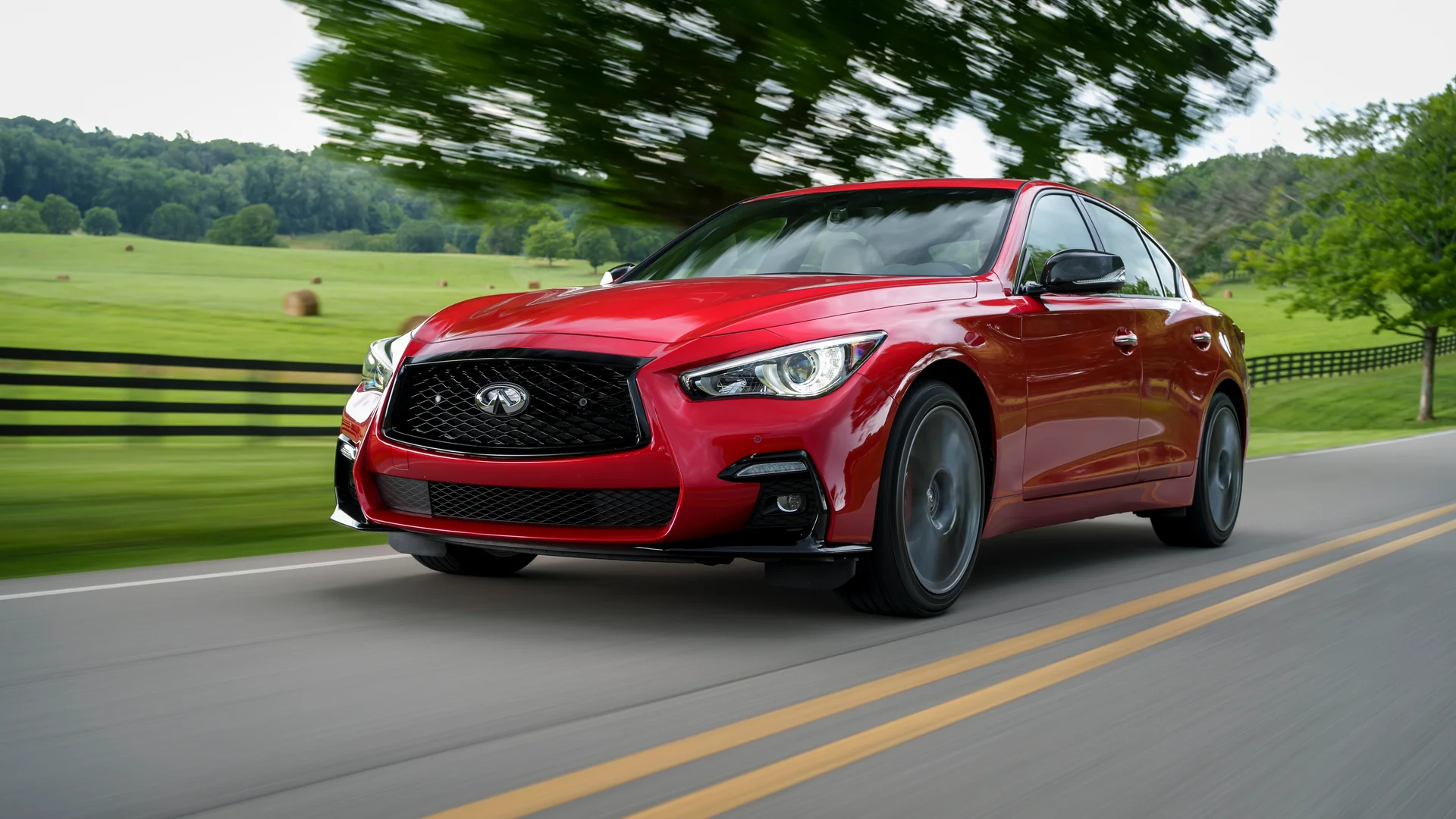 Infiniti_Q50S_001.webp.webp