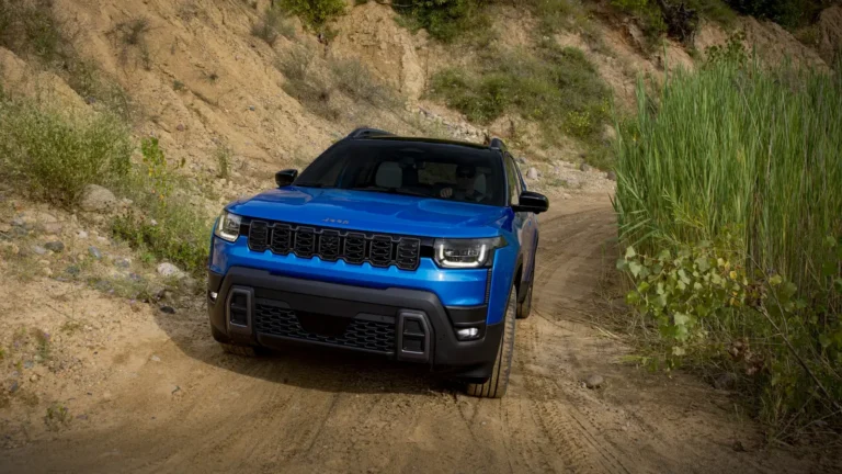 STL-2026-Jeep-Cherokee-9-e1755819202556.webp.webp