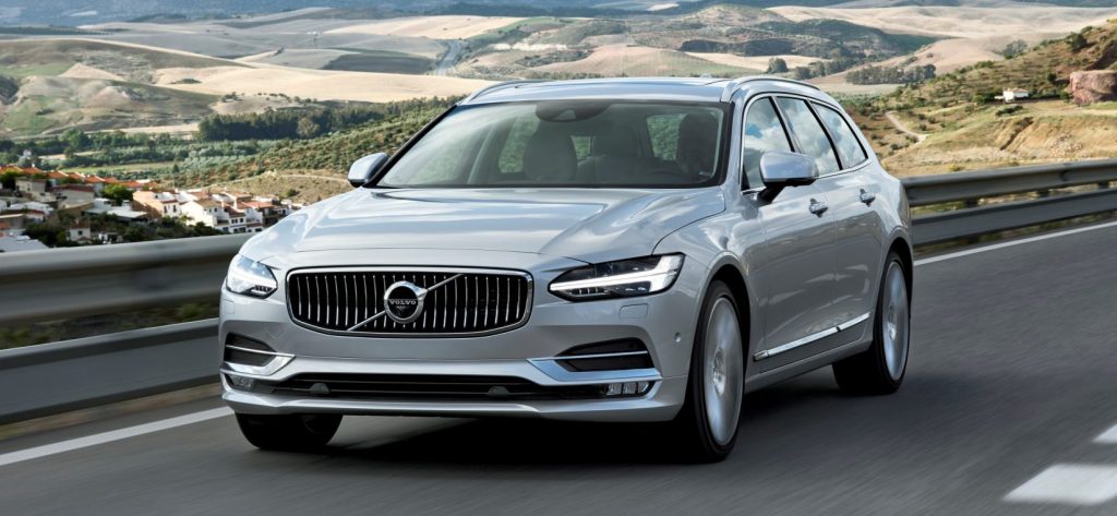 191761_New_Volvo_V90_location_driving-e1551719111825-1024x473.jpg