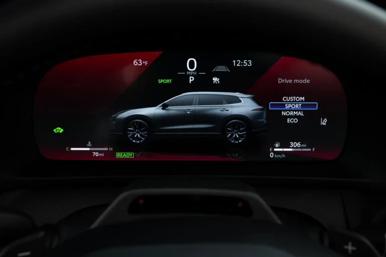 2025-Toyota-Crown-Signia-Gauge-Cluster-1.webp.webp