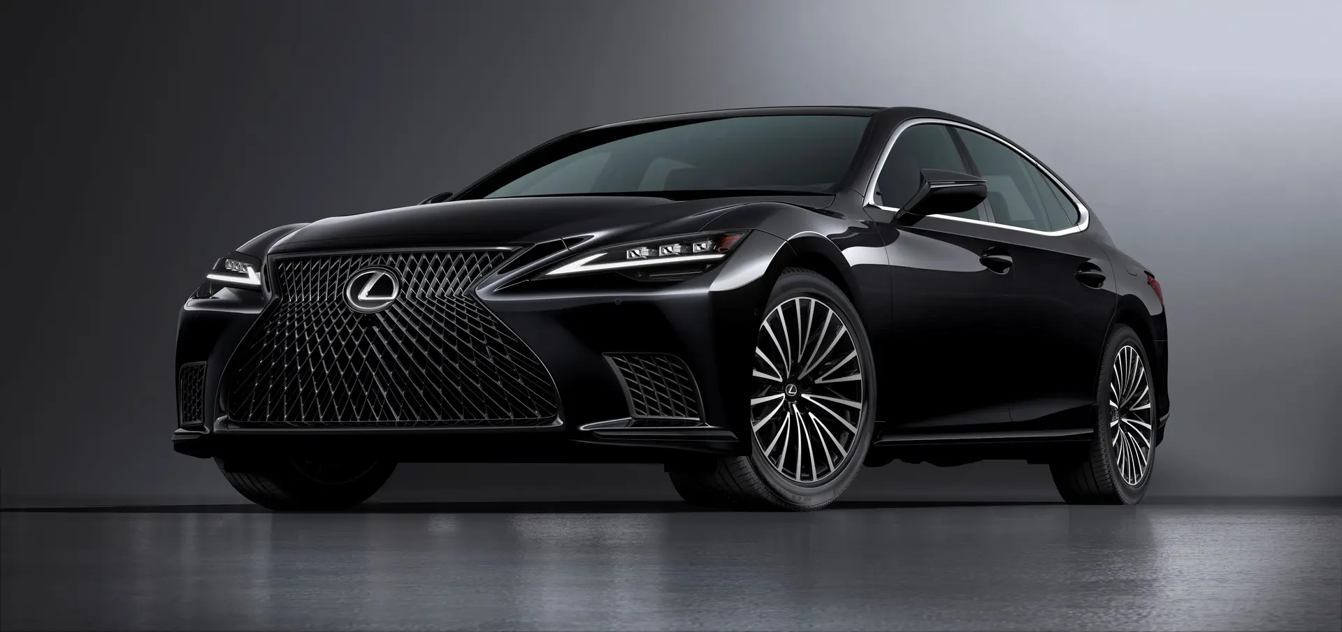 2026_LEXUS_LS_HERITAGE_EDITION_001.webp.webp