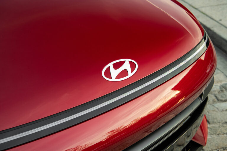 Hyundai-badge-on-2025-Kona-N-Line.jpg