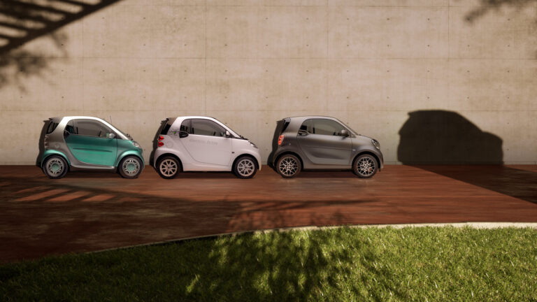 Smart-ForTwo-2-line-up.jpg