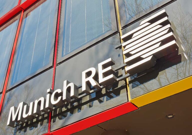 munich-re-logo-building.jpg