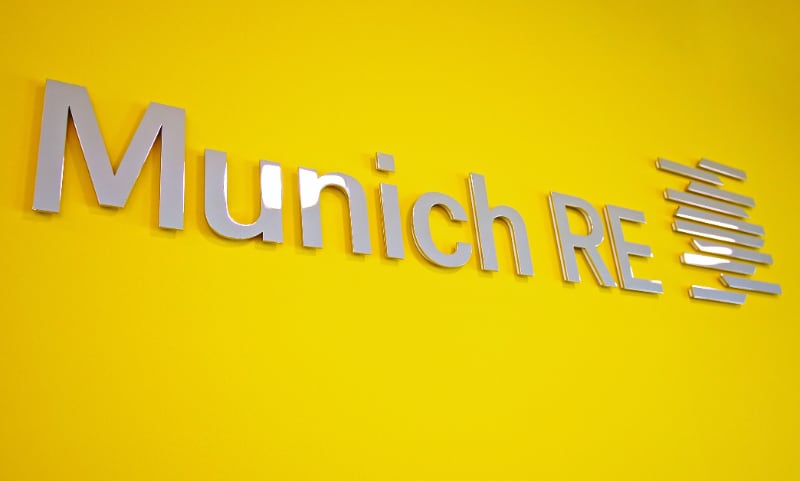 munich-re-logo-yellowbg.jpg